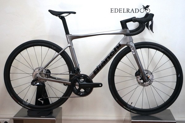 Bianchi SPECIALISSIMA Comp (2025) Ultegra Di2 2x12 (YTB46I MF)