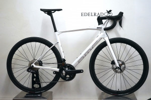 BMC Roadmachine ONE (2022) Shimano Ultegra Di2 2x12 BMC Roadmachine ONE (2022) Shimano Ultegra Di2 2x12