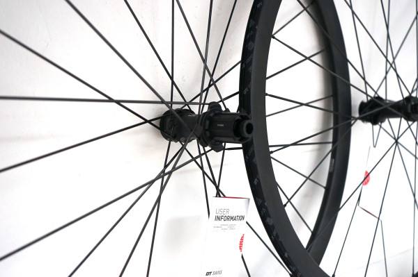 DT Swiss P1800 disc-brake 32mm Centerlock (VR 12x100 / HR