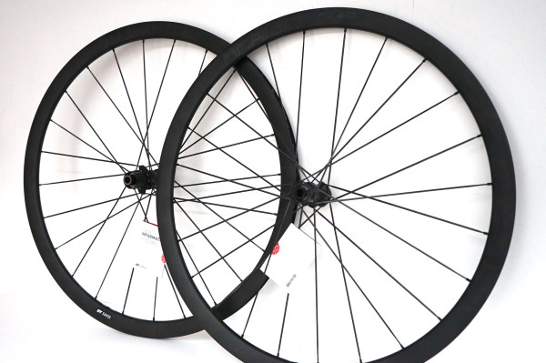 DT Swiss P1800 disc-brake 32mm Centerlock (VR 12x100 / HR 12x142