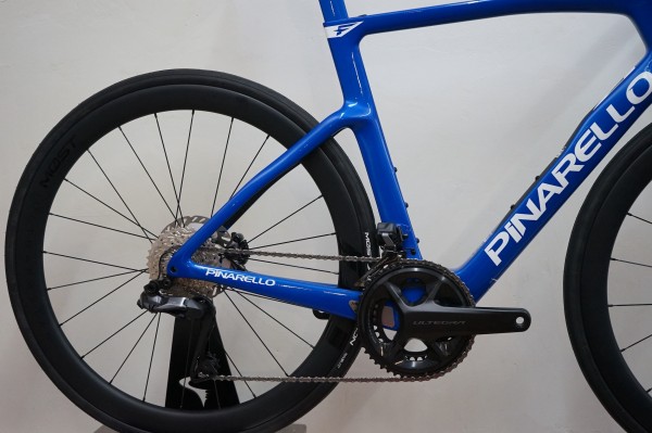 Pinarello F7 Ultegra Di2 2x12 (2026) Victoria Blue Shiny | edelrad.de