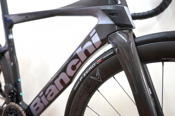 Bianchi OLTRE PRO Sram Force AXS 2x12 (2025) YUB27 ZH Carbon UD/Pearlized Iridescent - full glossy