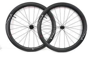 Velomann V50R Carbon Clincher tubeless ready / Carbon Laufradsatz Velomann V50R Carbon Clincher tubeless ready / Carbon Laufradsatz