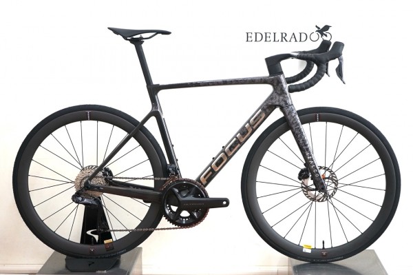 Focus Izalco MAX 9.7 (2026) Ultegra Di2 2x12 | BLACK